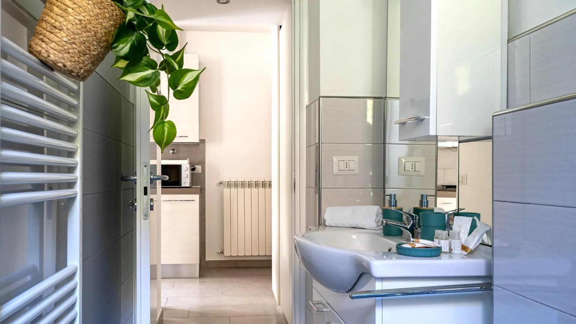 Appartement Patio & Parking - Self Check-In & Remote Access à Cernobbio