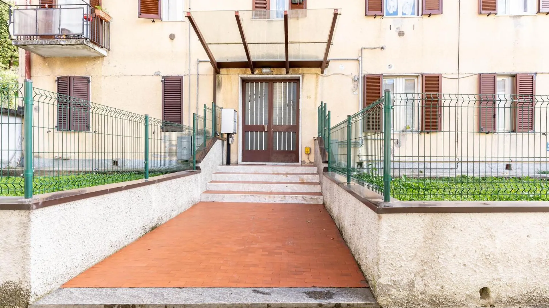 Appartement Patio & Parking - Self Check-In & Remote Access à Cernobbio
