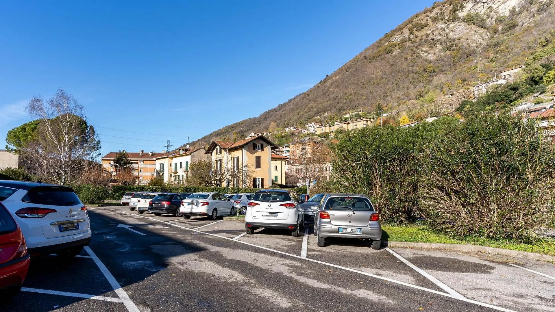 Appartement Patio & Parking - Self Check-In & Remote Access à Cernobbio Italie