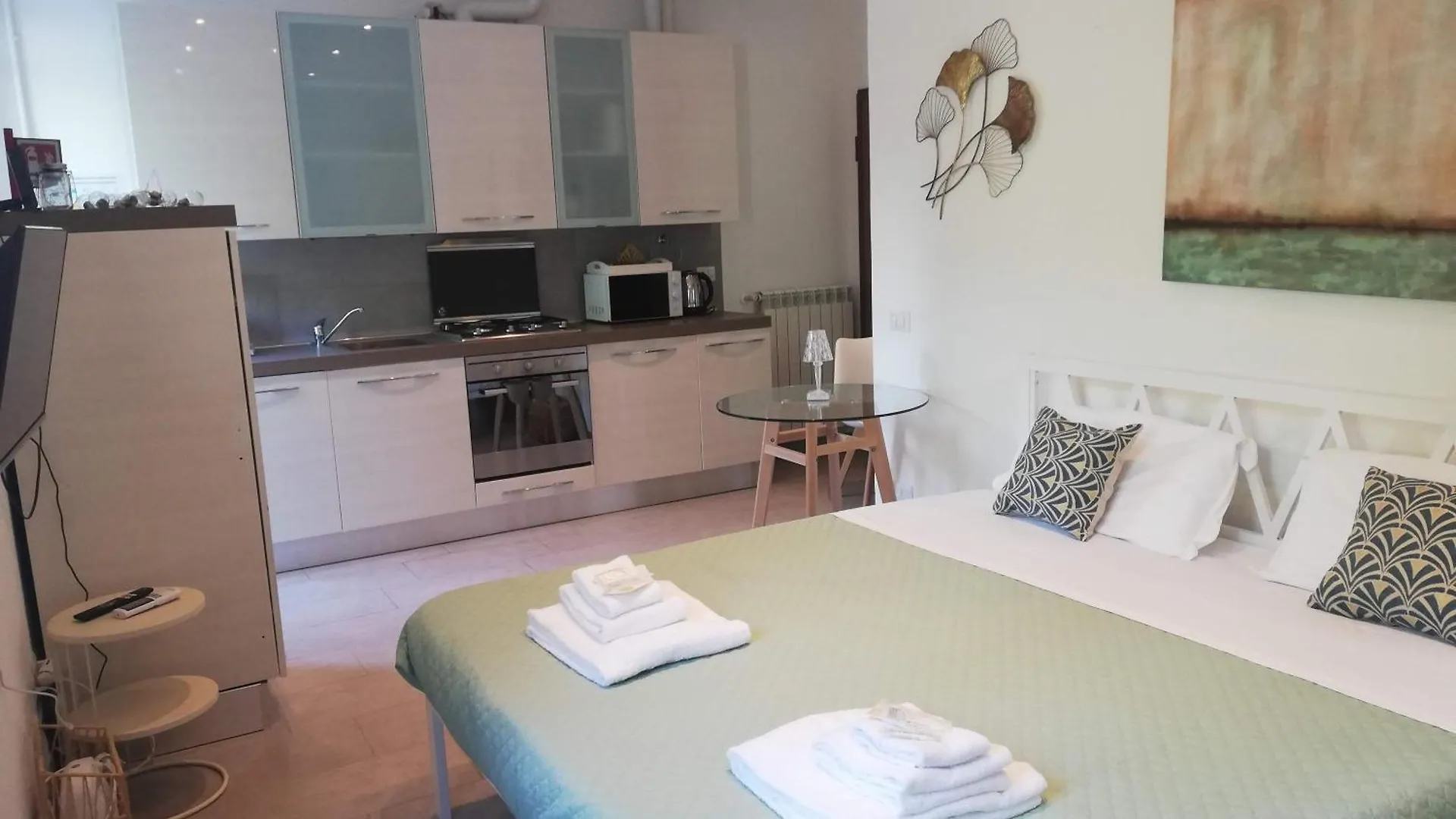 Ferienwohnung Patio & Parking - Self Check-In & Remote Access Cernobbio Italien
