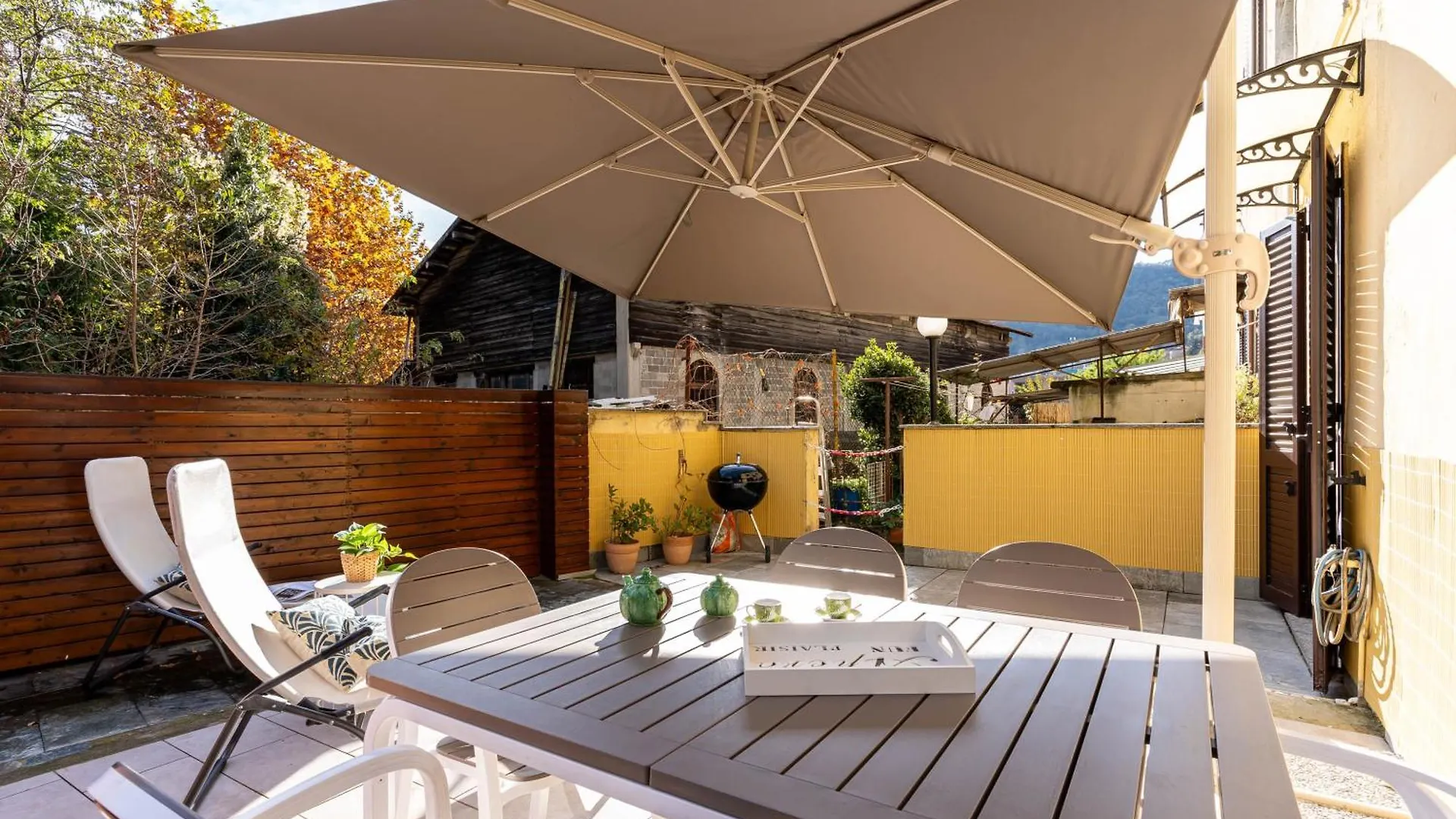Apartment Ferienwohnung Patio & Parking - Self Check-In & Remote Access Cernobbio
